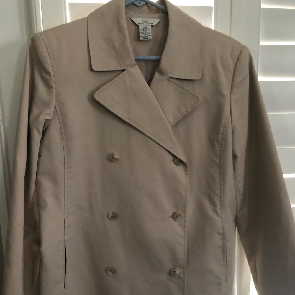 Brooks Brothers women’s trench coat small
